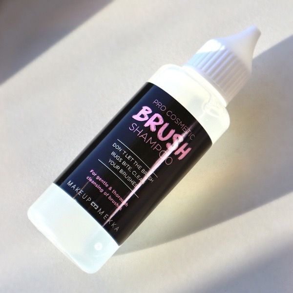 Pro Mild Cosmetic Brush Shampoo